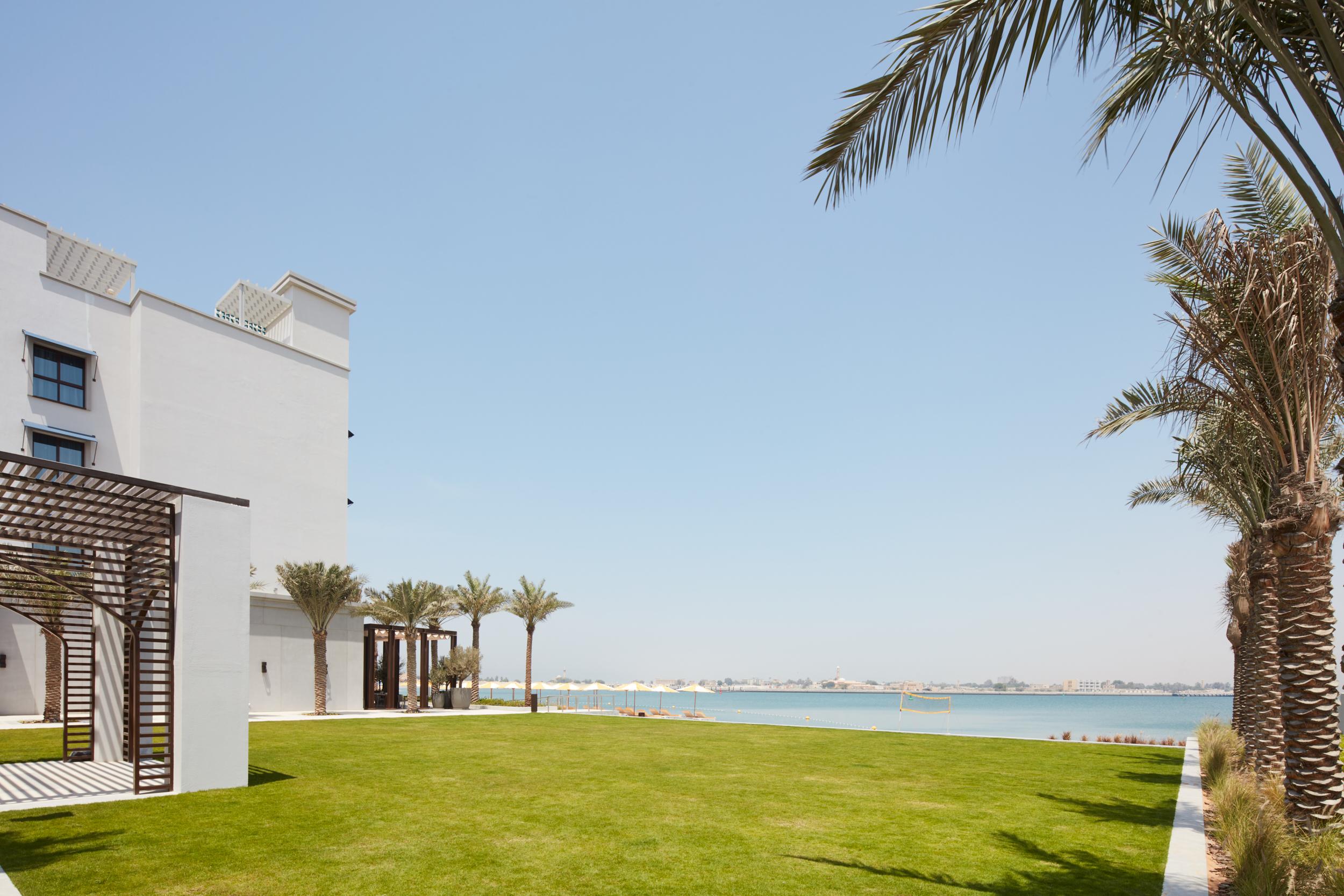 Vida Beach Resort Umm Al Quwain Eksteriør bilde View of the beach at the Jumeirah Islands