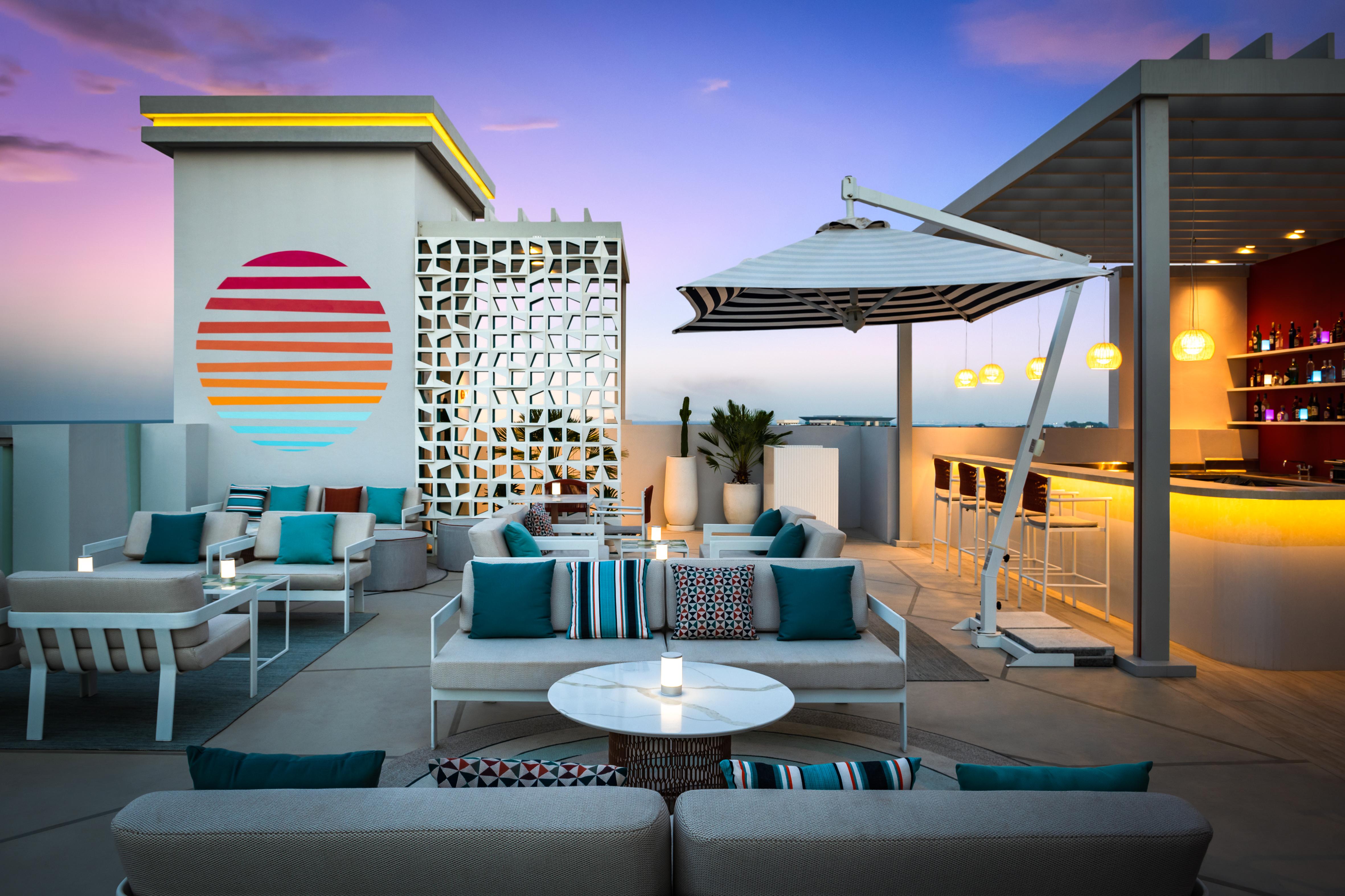 Vida Beach Resort Umm Al Quwain Eksteriør bilde The rooftop bar at the hotel